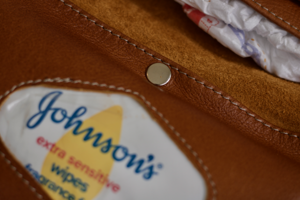 Wet Wipe Clutch - Image 5